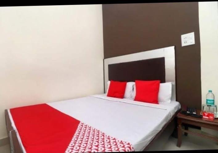 Hotel Blessing Inn By Grb Jalandhar Extérieur photo